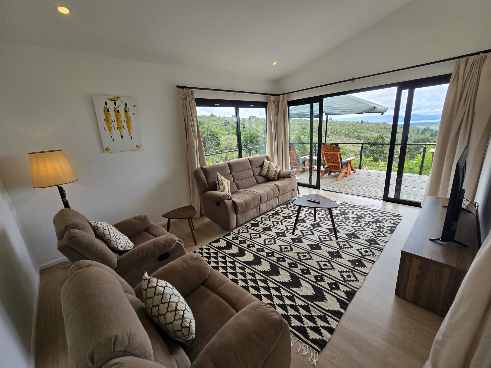 📌Naivasha.The Cliff Side Haven