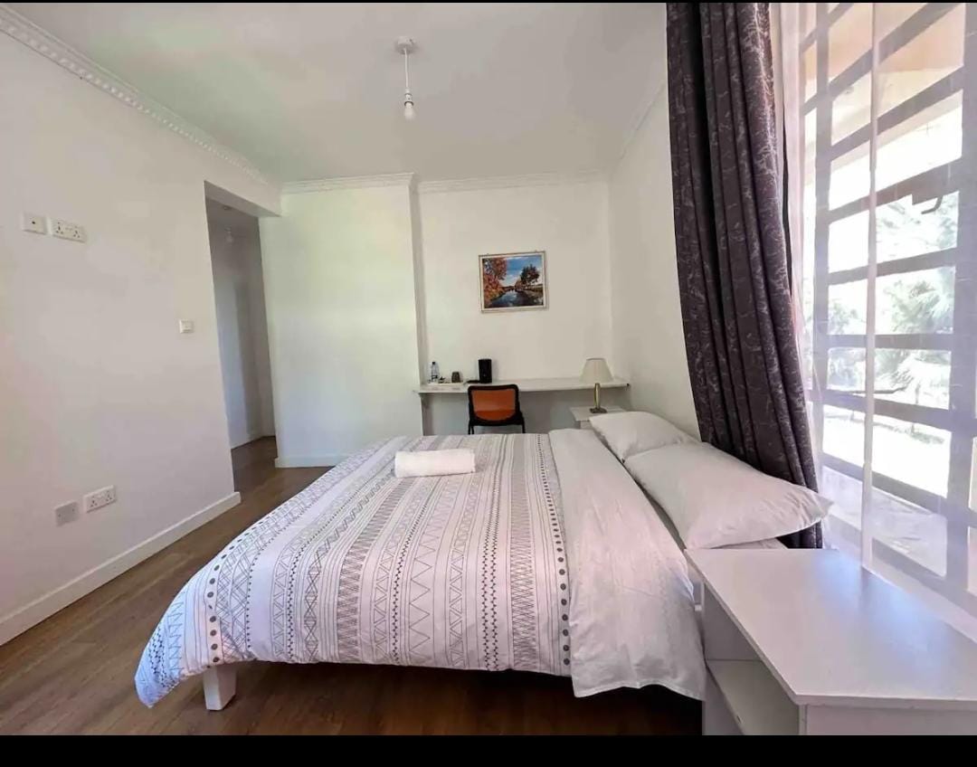 📌.Naivasha.Yellow Cottage