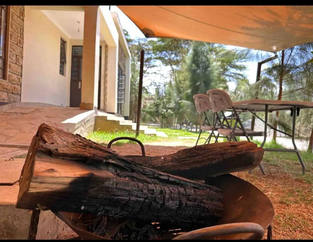 📌.Naivasha.Yellow Cottage